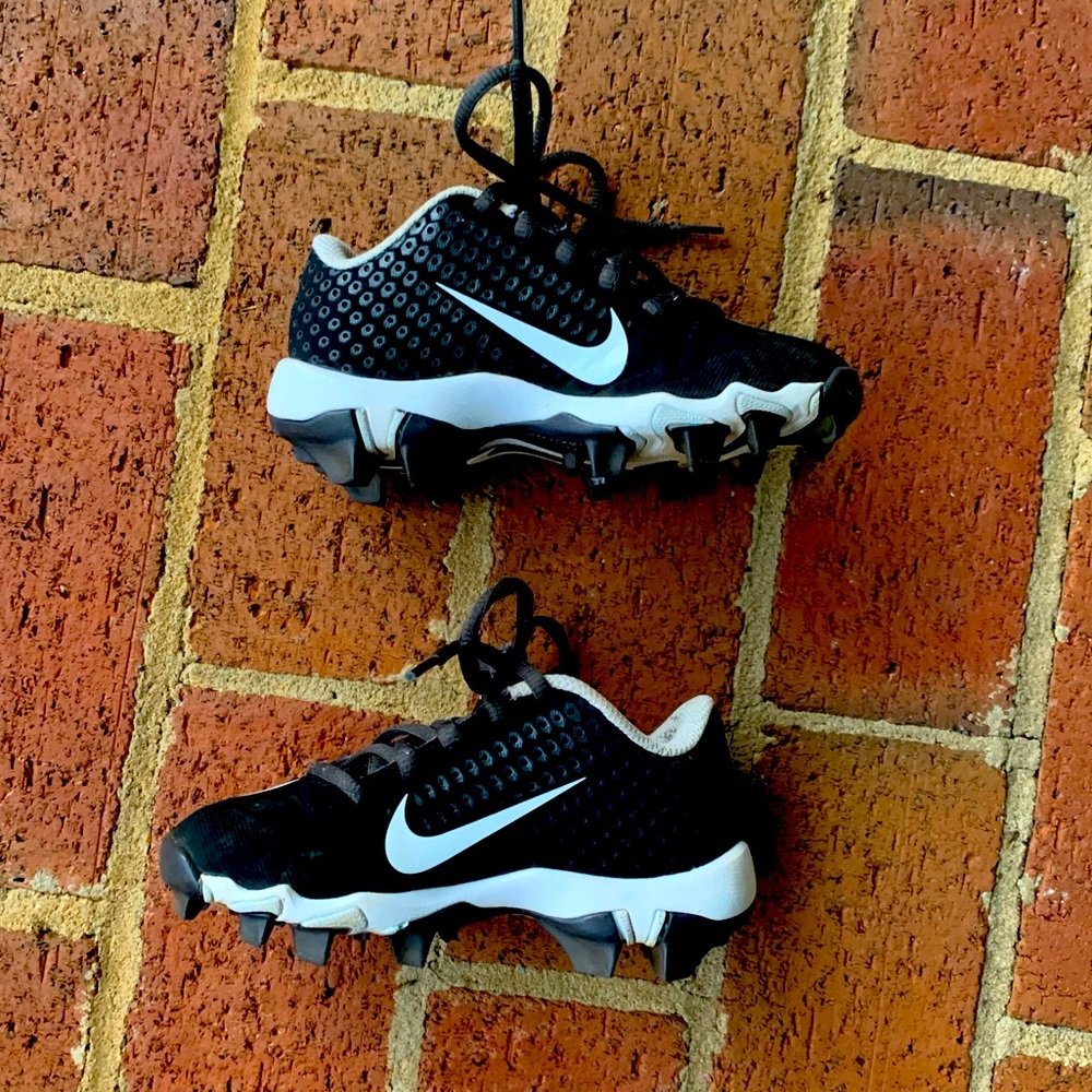 Nike Vapor Cleats
